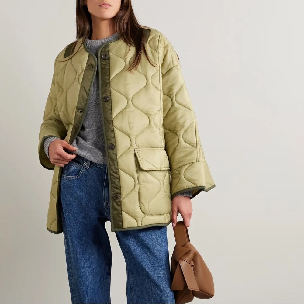 The Frankie Shop - TEDDY QUILTED JACKET - MOSS GREEN